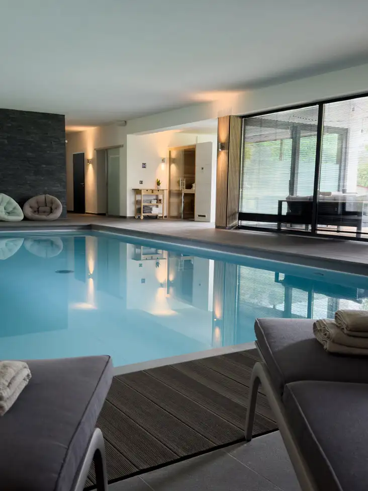 Privates Innen-Schwimmbad